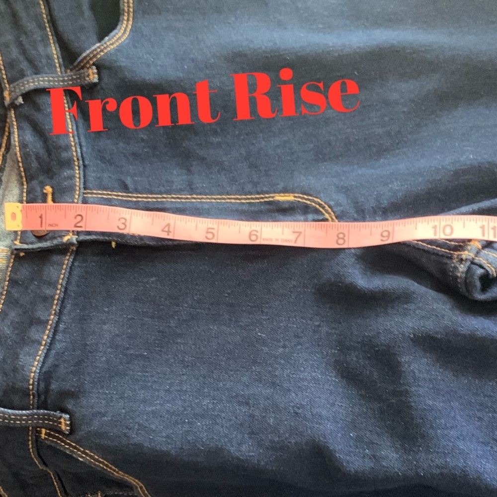 Old Navy Classic Blue Denim Jeans - Picture 8 of 8
